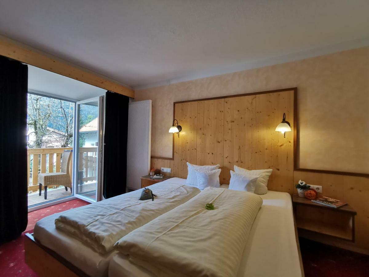 Familienhotel Alpina All Inklusive Wenns Buitenkant foto